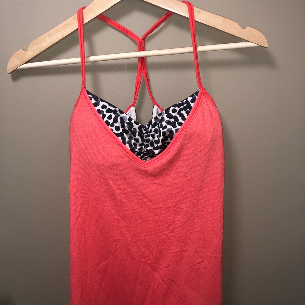 Lululemon size 4 tank